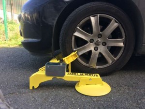 PINCE D’IMMOBILISATION POUR VEHICULE STANDARD – Sabot de Denver