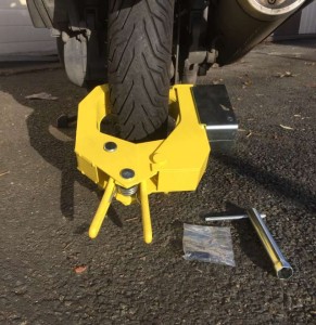 PINCE D’IMMOBILISATION POUR 2 ROUES – Sabot de Denver